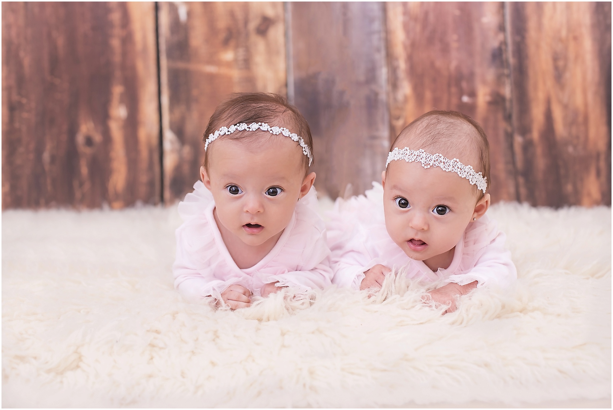 twins session, twin girls, 3 months-old session, children Photographer, Beka Price Photography