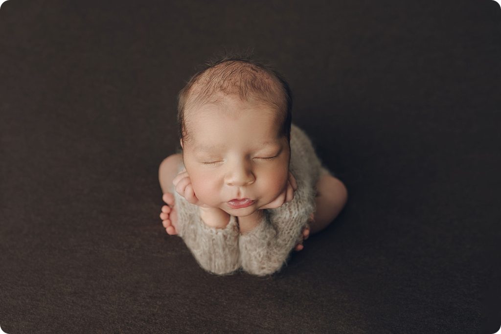 baby boy in froggy pose photographed by Beka Price Photography
