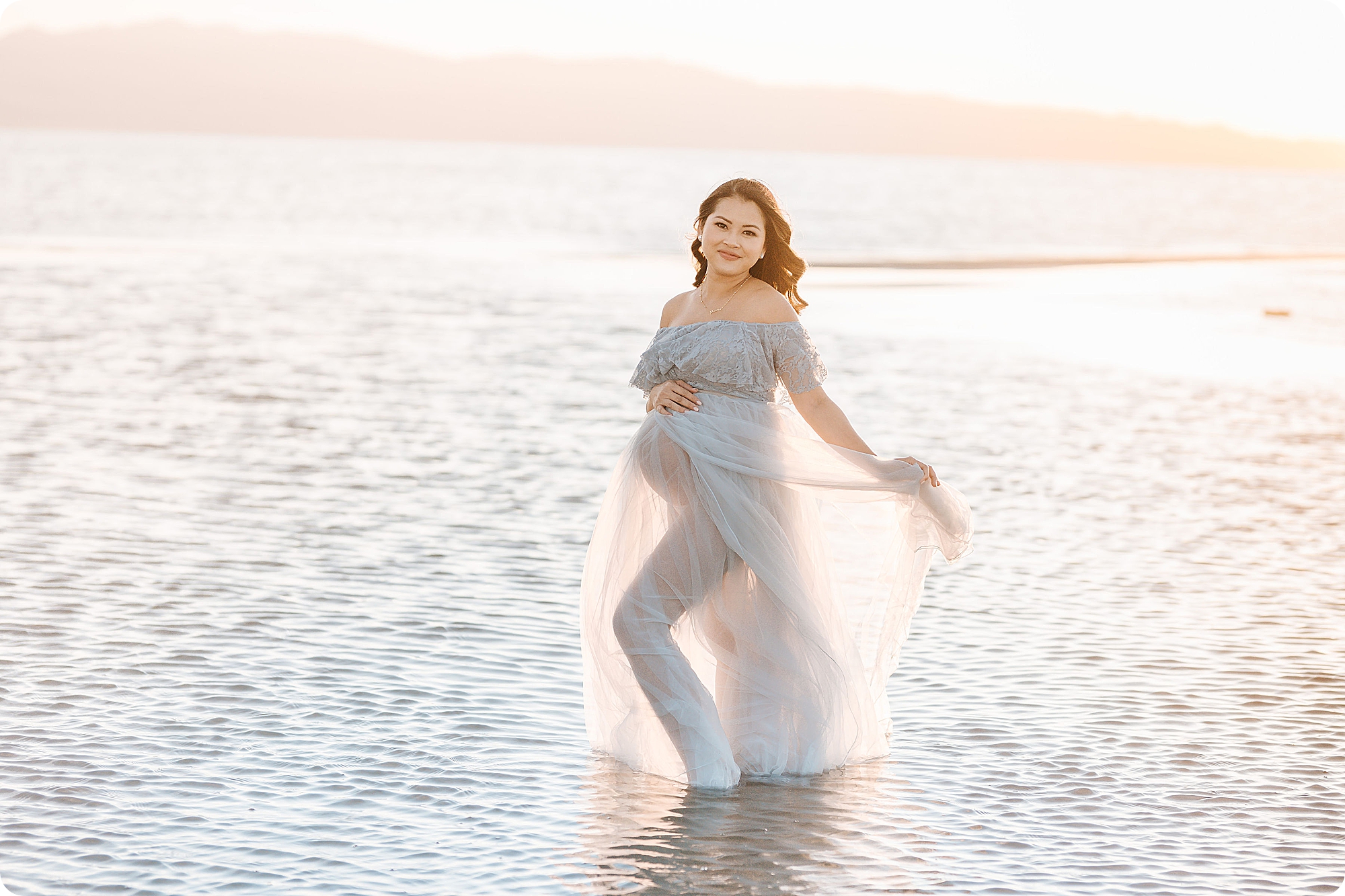 beach maternity session with Beka Price Photography